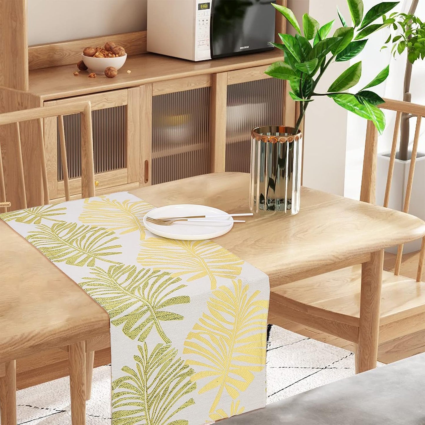 Leaf Table Runner