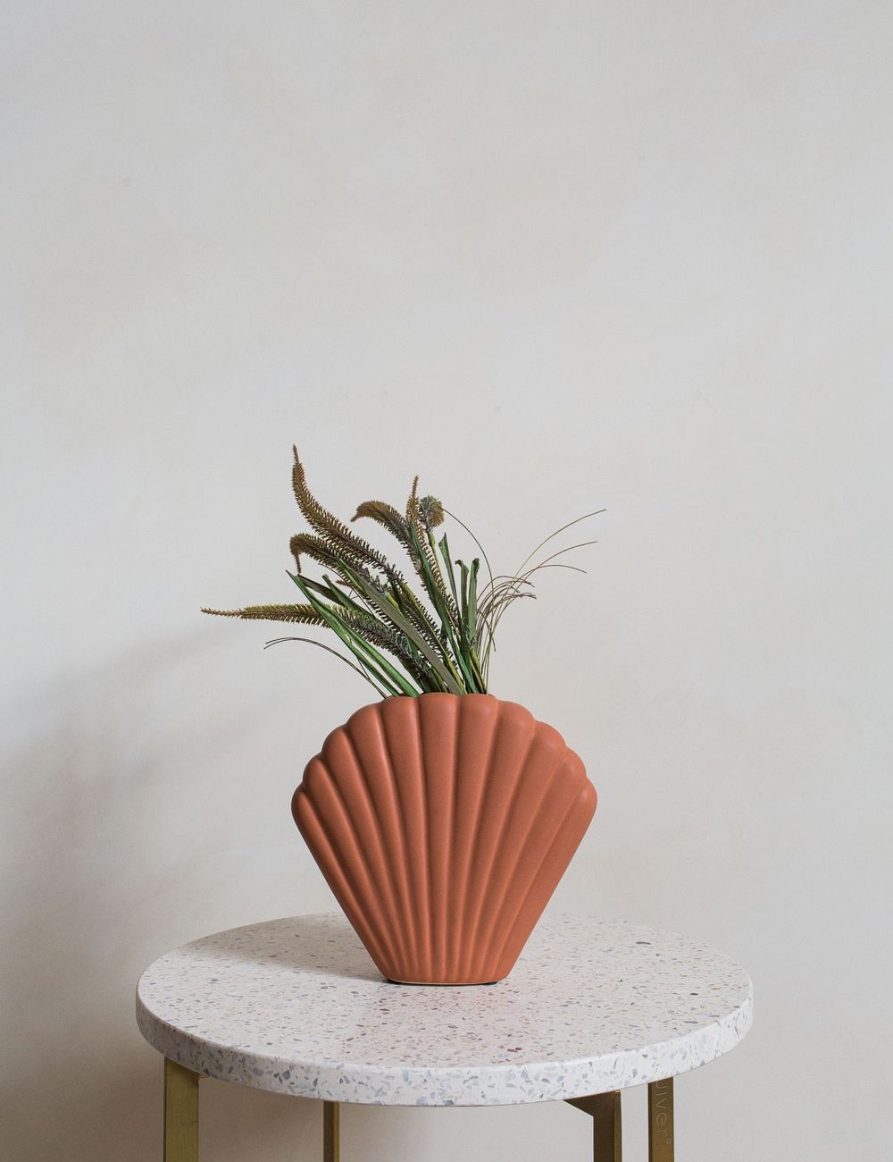 Ceramic Shell Vase