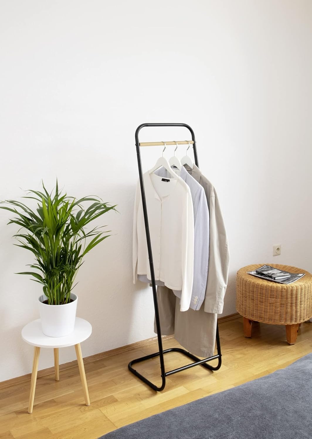 WENKO Freestanding Clothes Rail