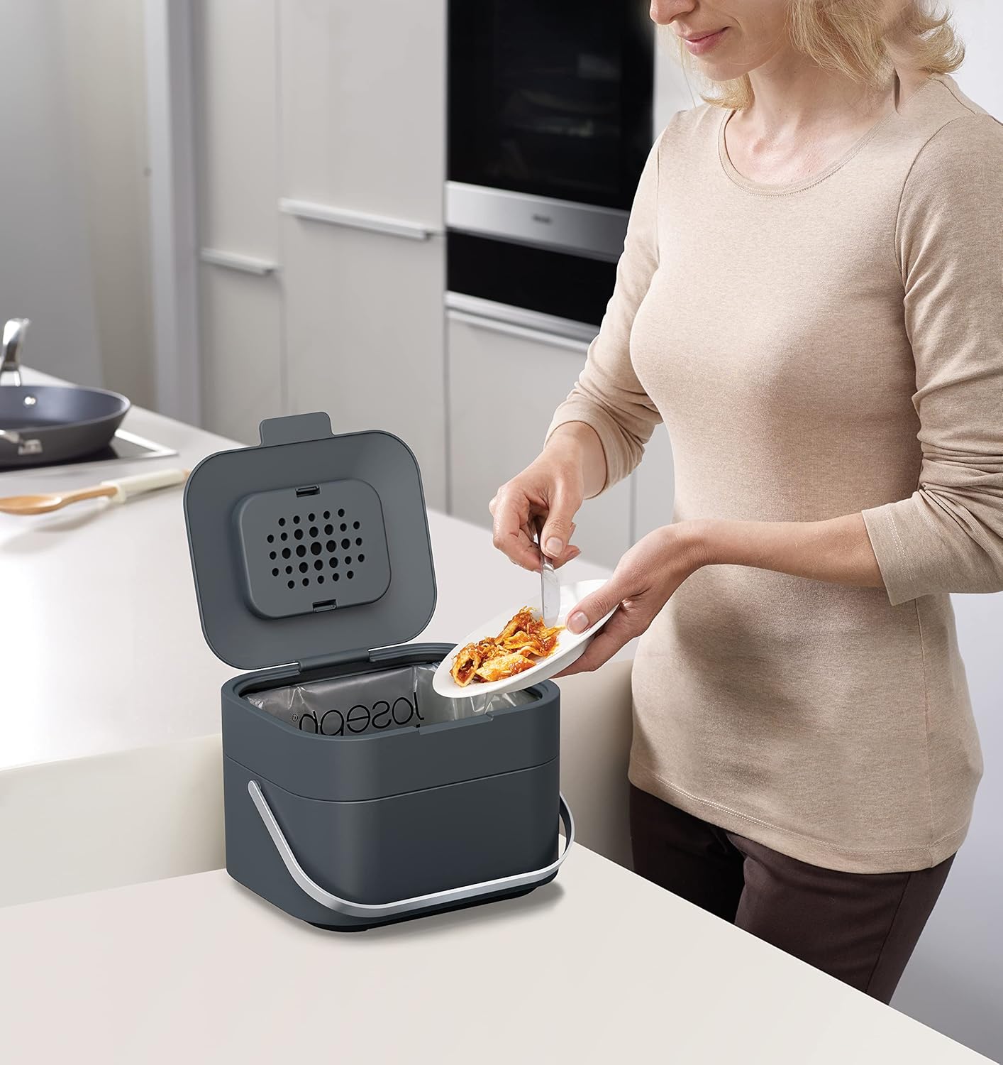 Stack 4 Food Waste Caddy with odor Filter By Joseph Joseph